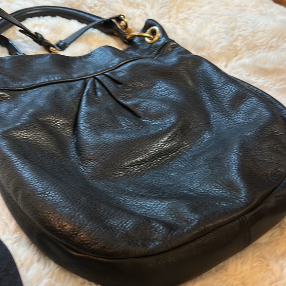 Marc Jacob Leather Satchel black handle or cross body. Gold accent - Picture 7 of 16